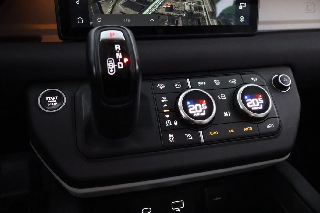 LAND ROVER Defender 2023