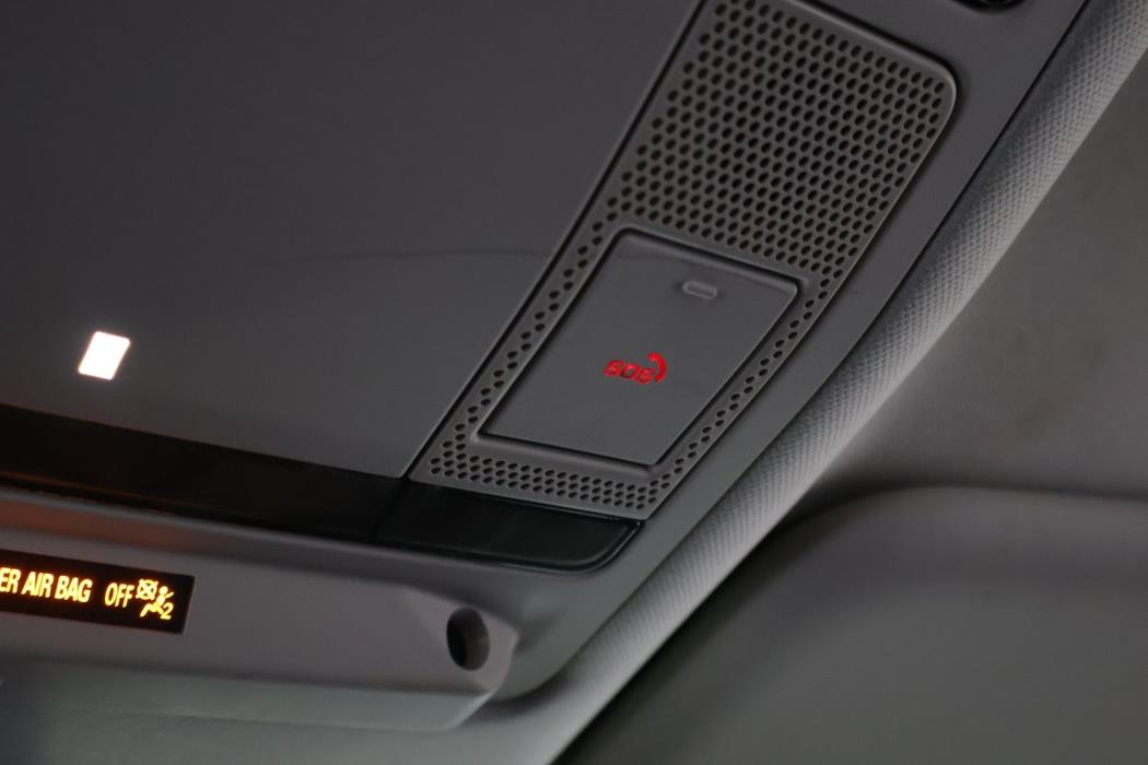 LAND ROVER Defender 2023