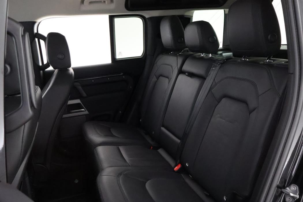 LAND ROVER Defender 2023