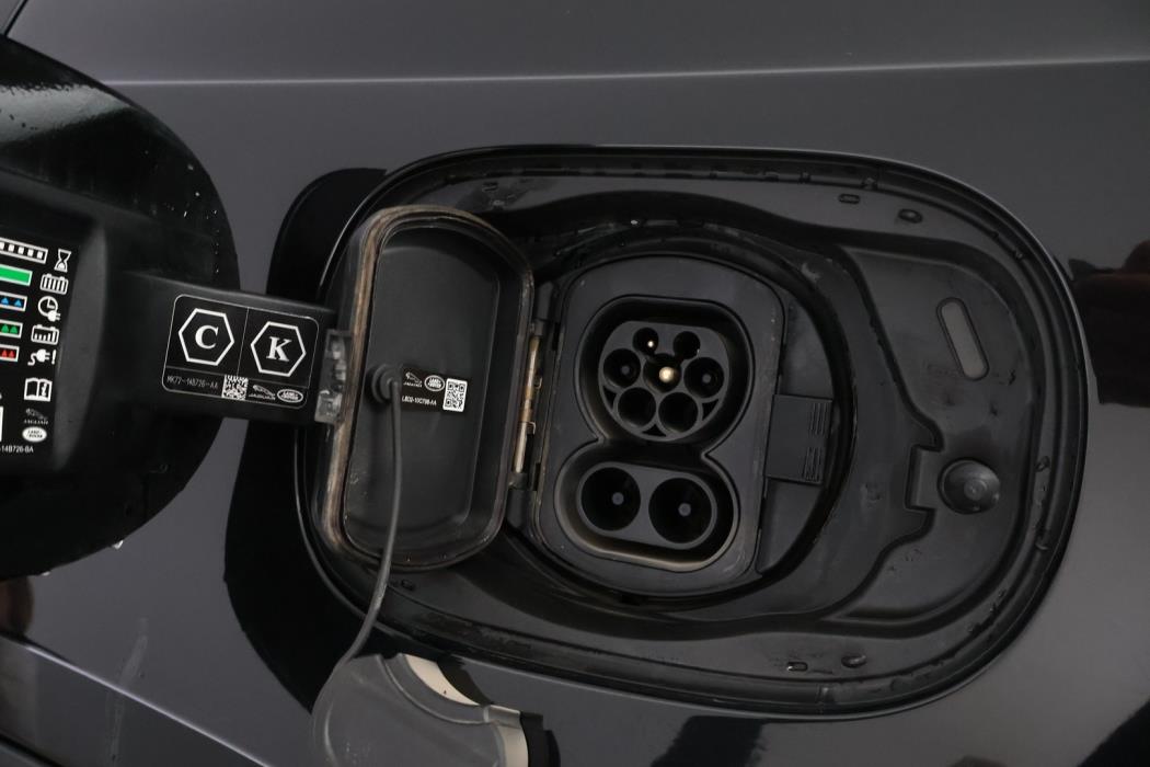 LAND ROVER Defender 2023