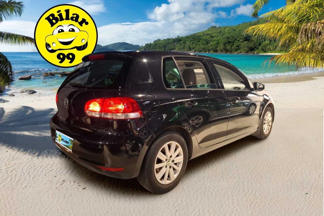 VOLKSWAGEN Golf 2010