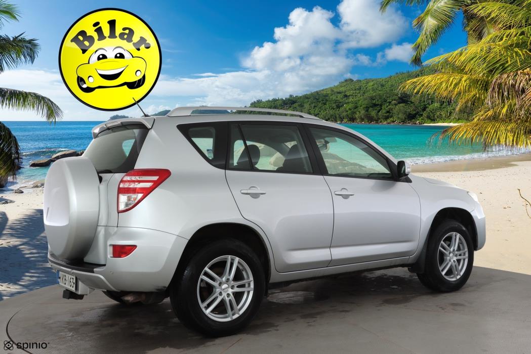TOYOTA RAV4 2011