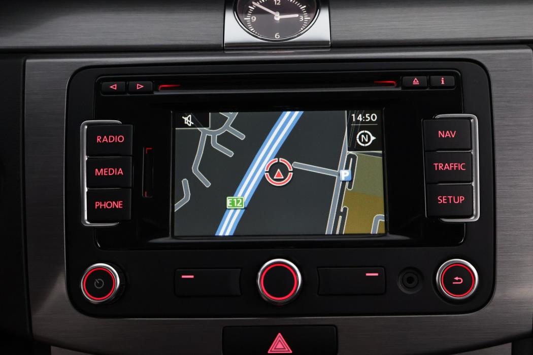 VOLKSWAGEN Passat 2013