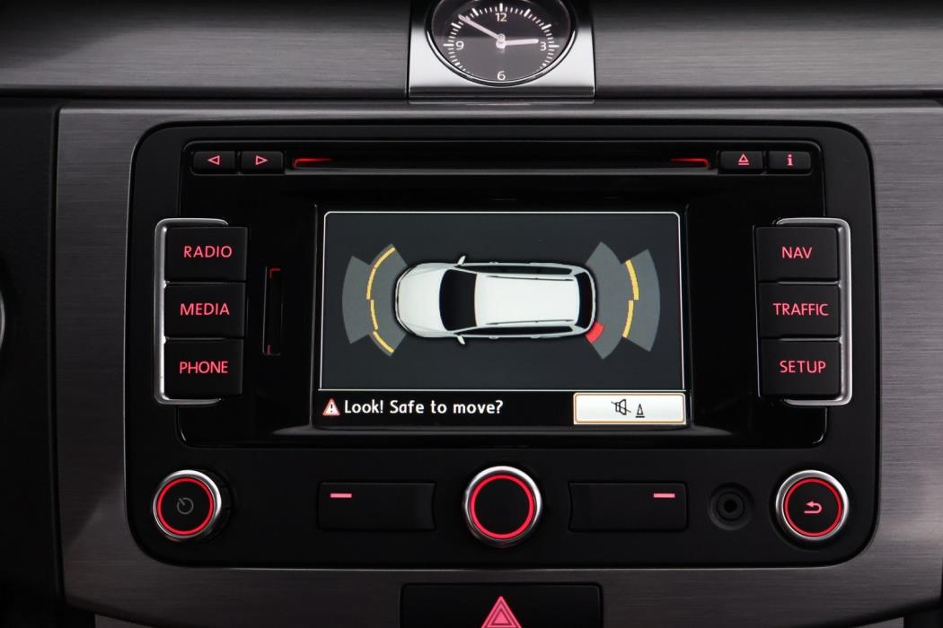 VOLKSWAGEN Passat 2013