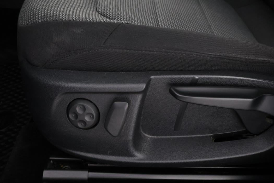 VOLKSWAGEN Passat 2013