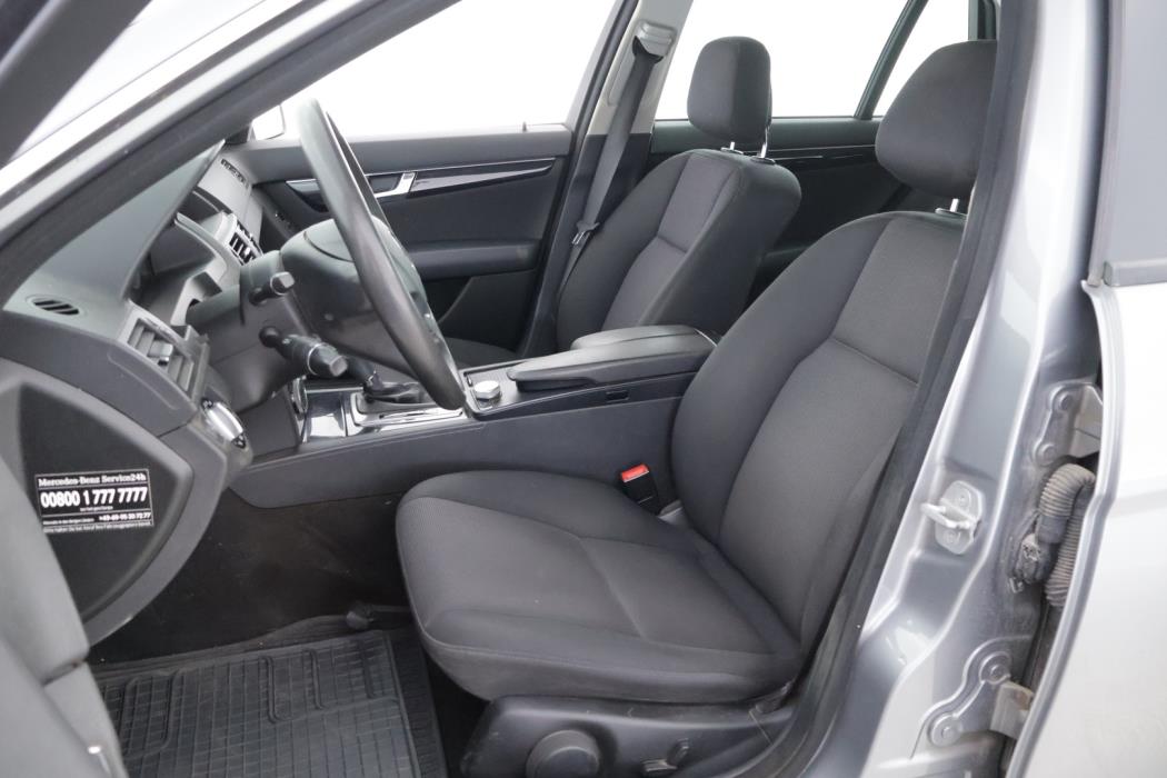 MERCEDES-BENZ C 2010