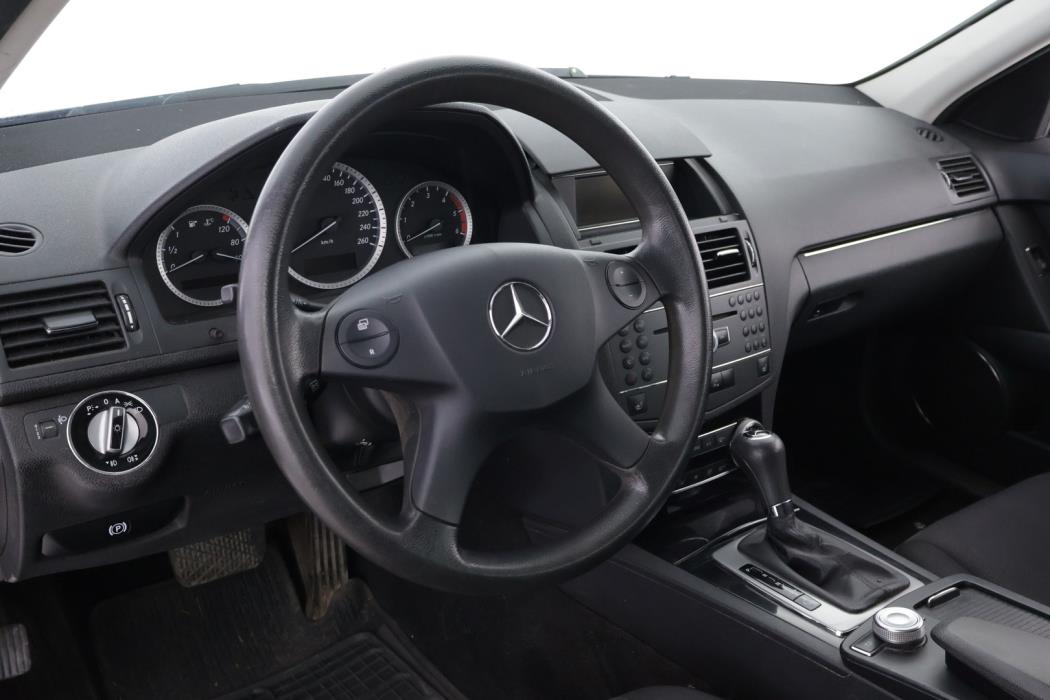 MERCEDES-BENZ C 2010