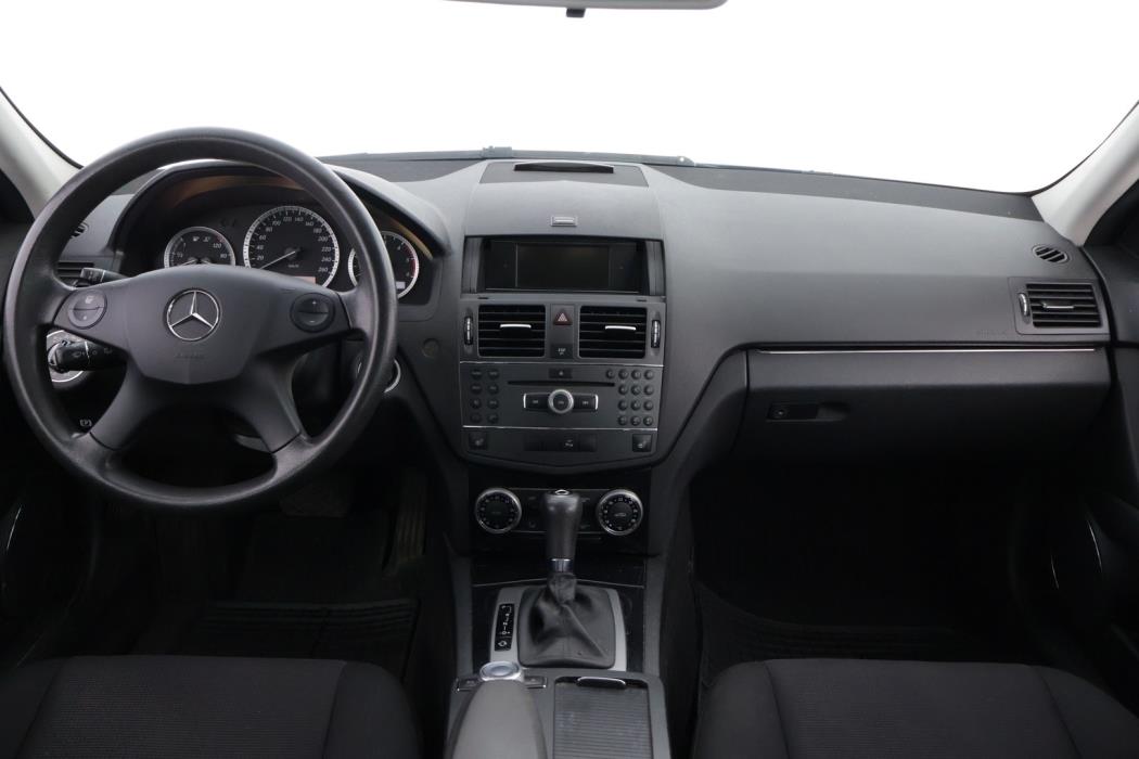 MERCEDES-BENZ C 2010