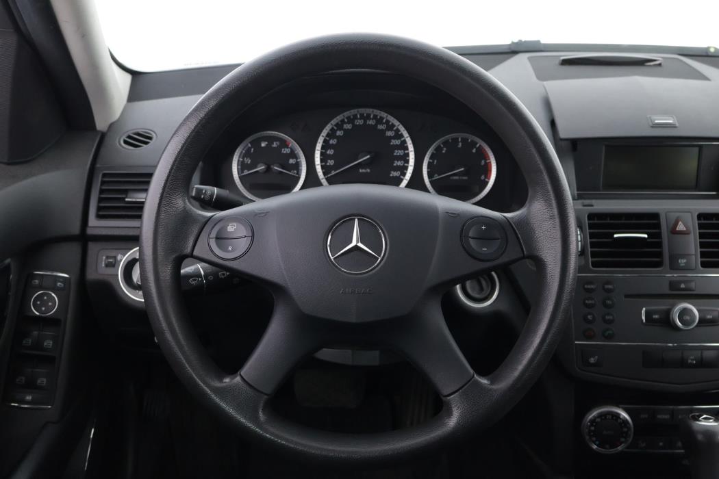 MERCEDES-BENZ C 2010