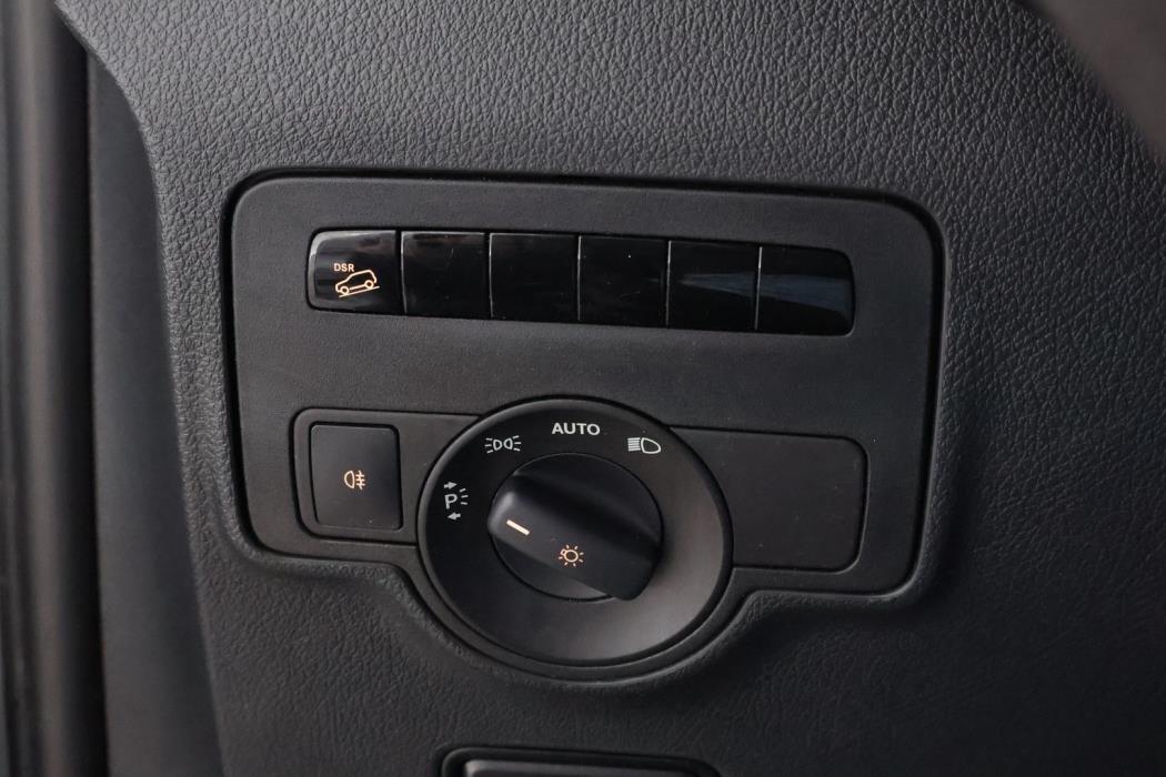 MERCEDES-BENZ Vito 2016