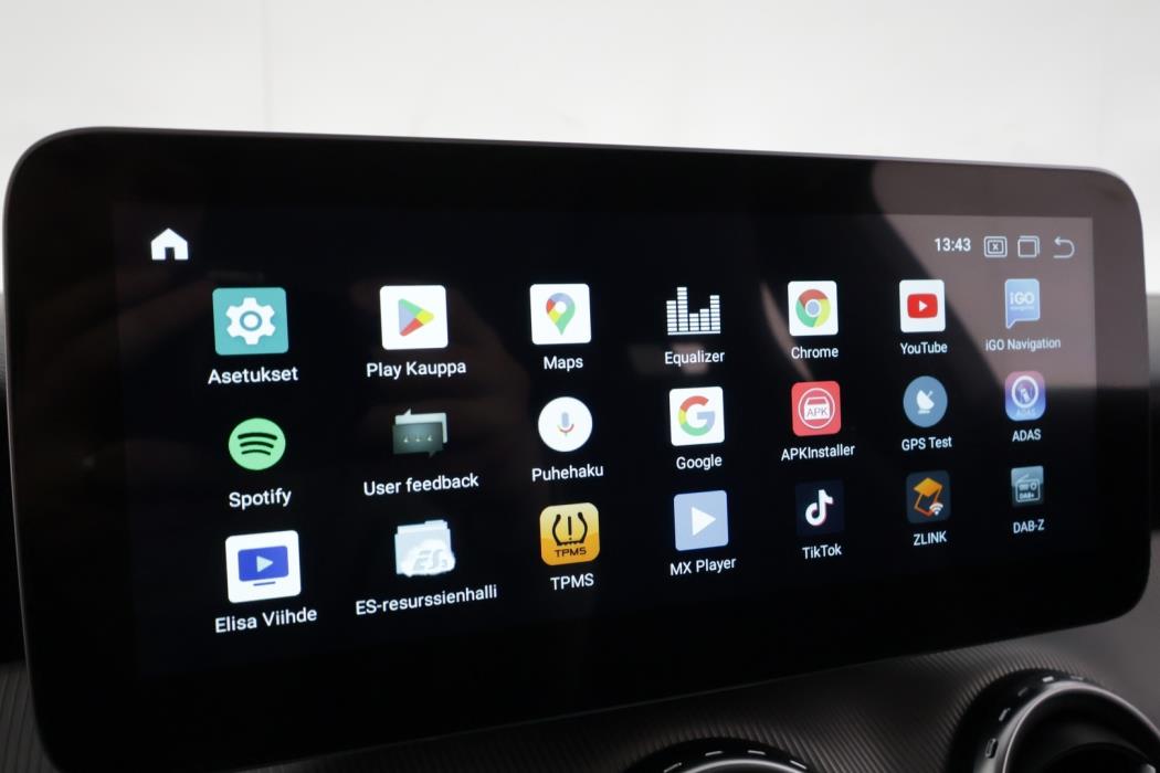 MERCEDES-BENZ GLA 2015