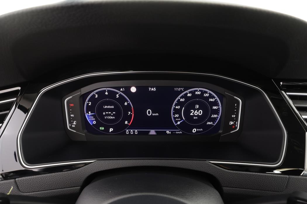 VOLKSWAGEN Passat 2022