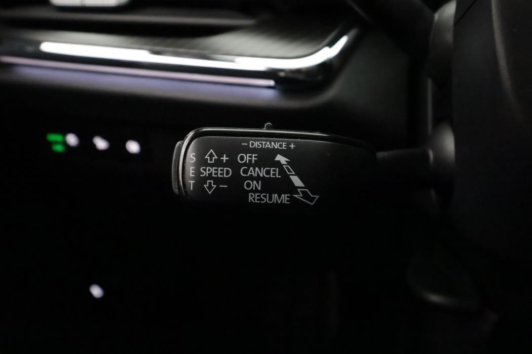 SKODA Enyaq 2023