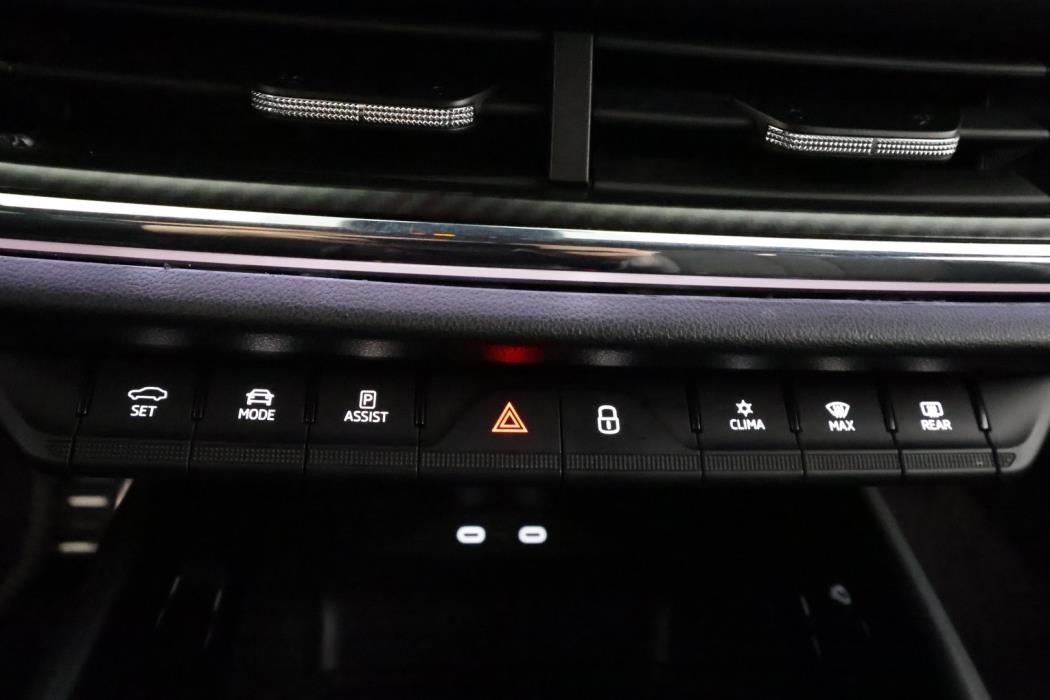 SKODA Enyaq 2023