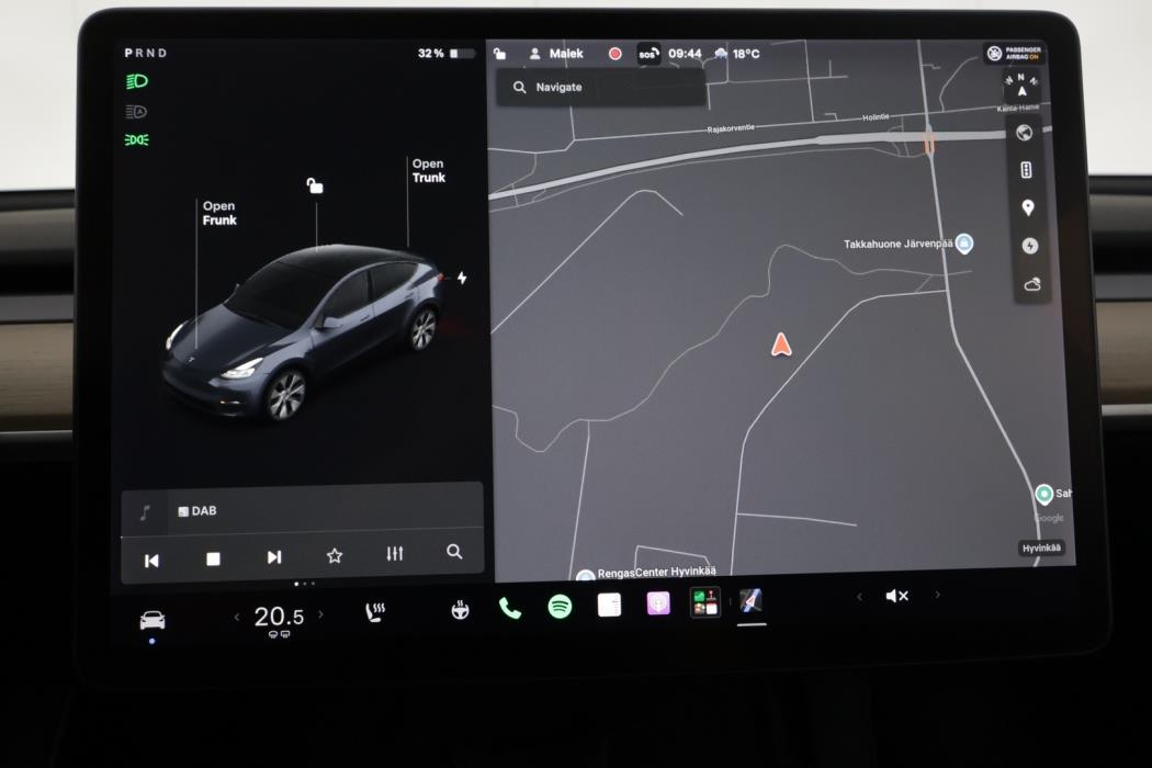 TESLA Model Y 2021