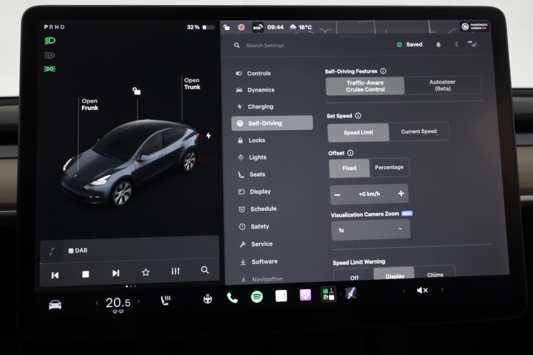 TESLA Model Y 2021