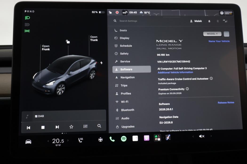 TESLA Model Y 2021