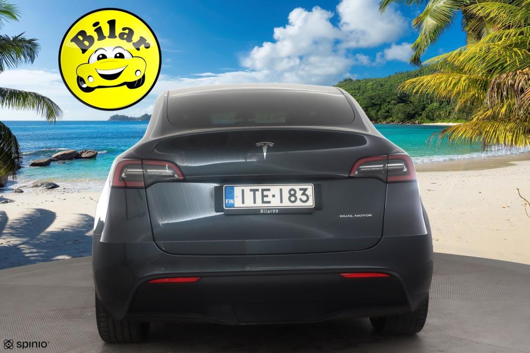TESLA Model Y 2021