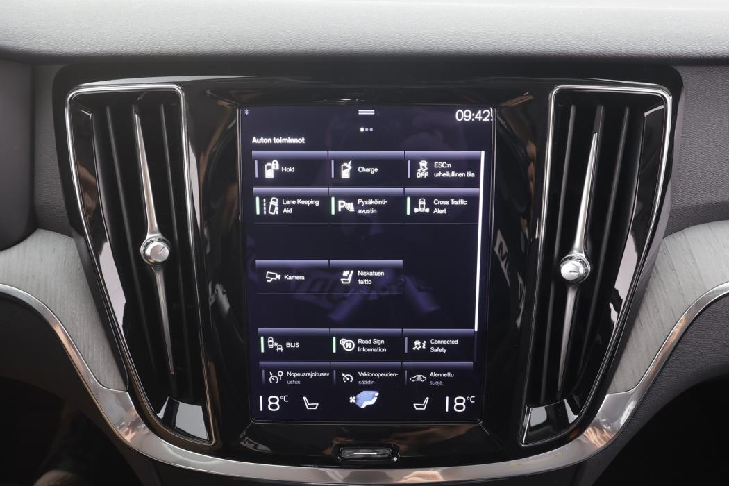 VOLVO V60 2021