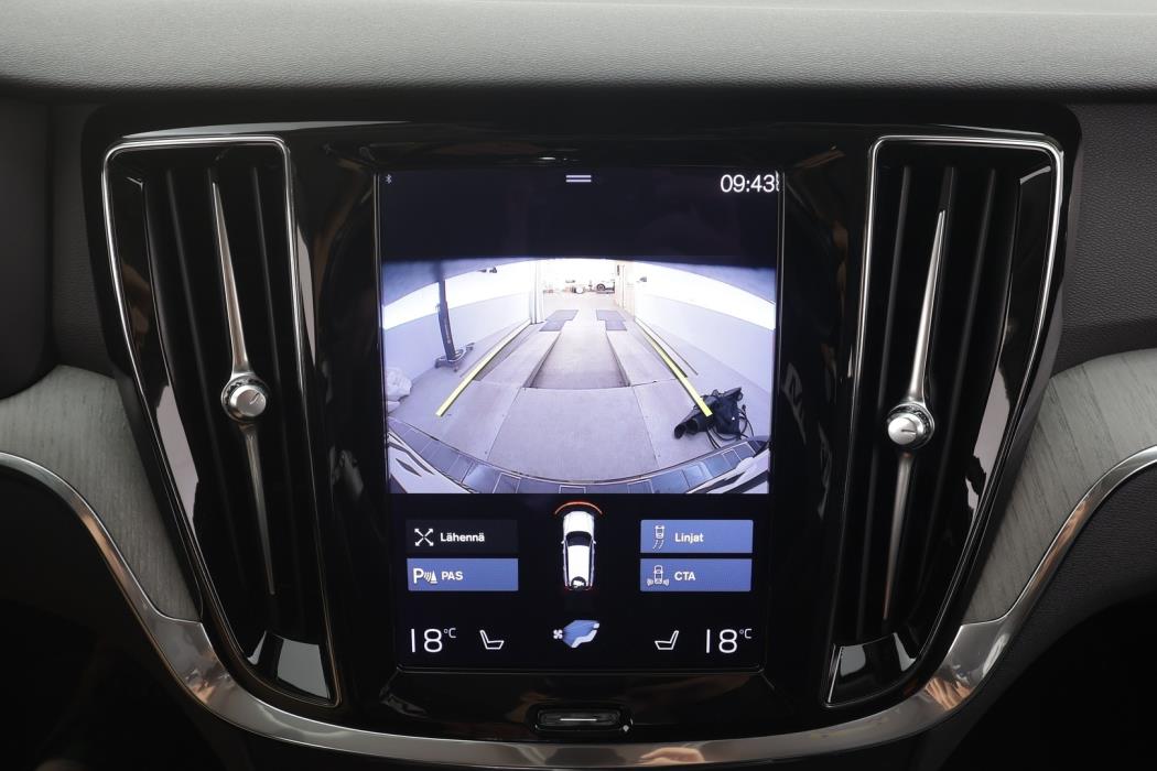 VOLVO V60 2021
