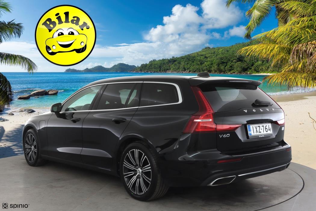 VOLVO V60 2021
