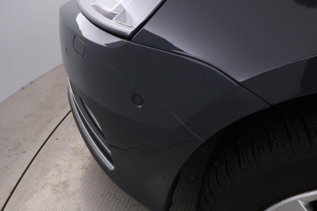 VOLKSWAGEN Passat 2014