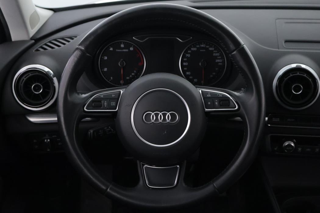 AUDI A3 2014