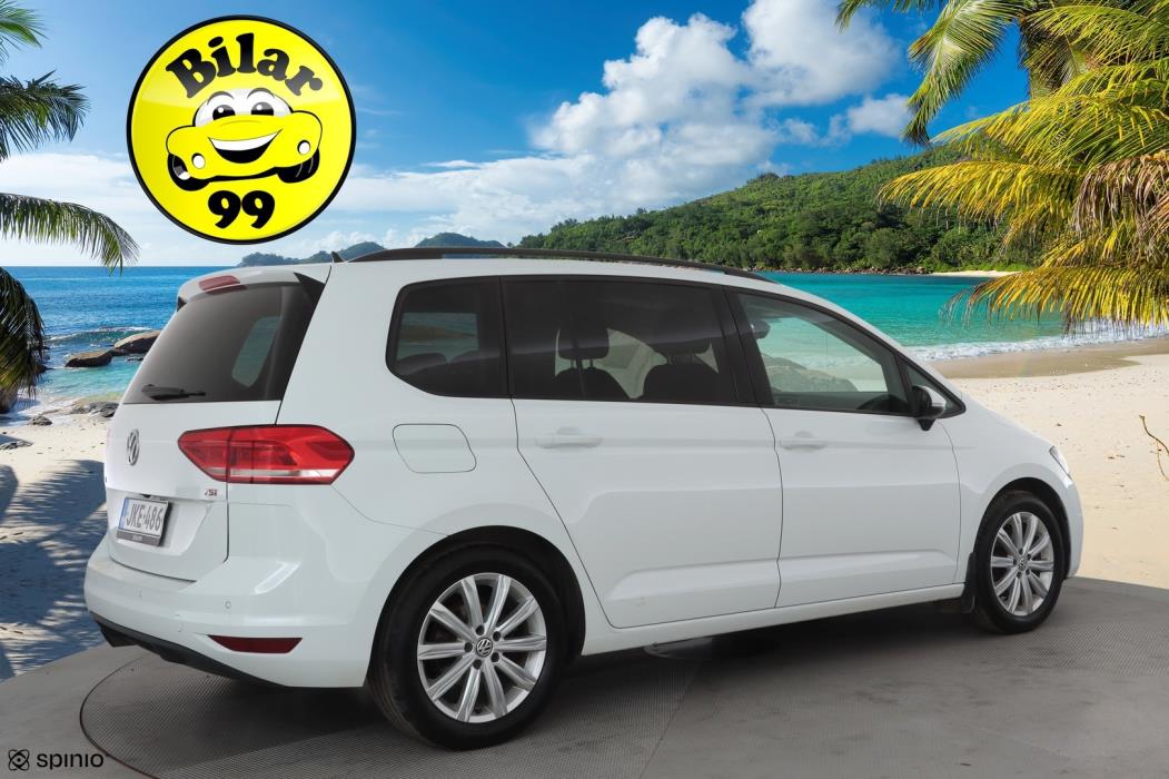 VOLKSWAGEN Touran 2017