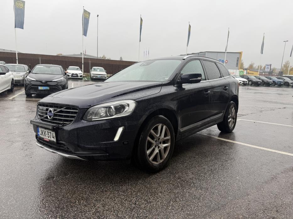 VOLVO XC60 2017