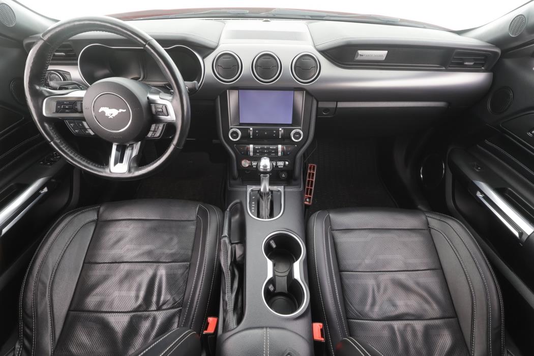 FORD Mustang 2019