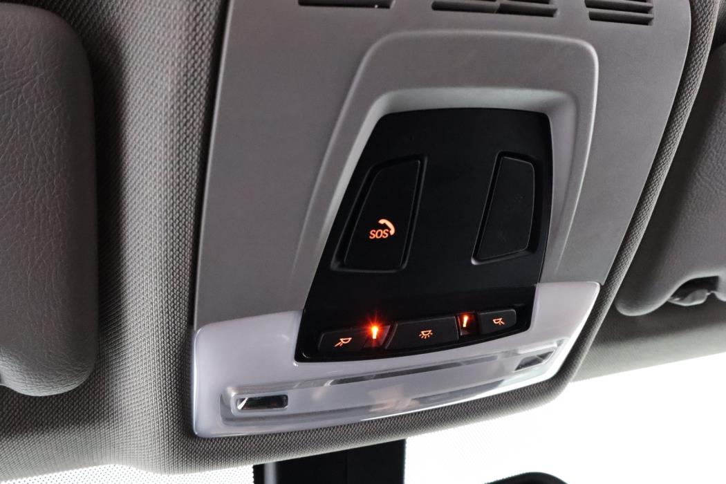 BMW 320 2019