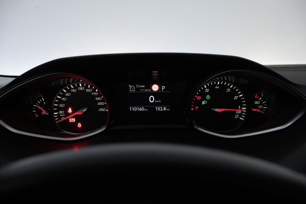 PEUGEOT 308 2020
