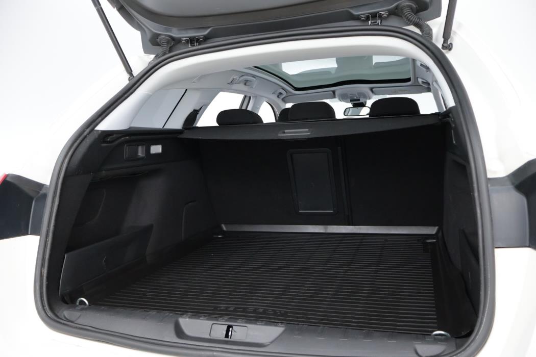 PEUGEOT 308 2020