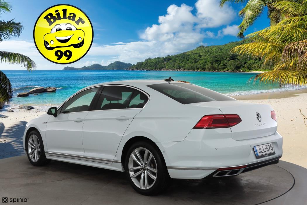 VOLKSWAGEN Passat 2022