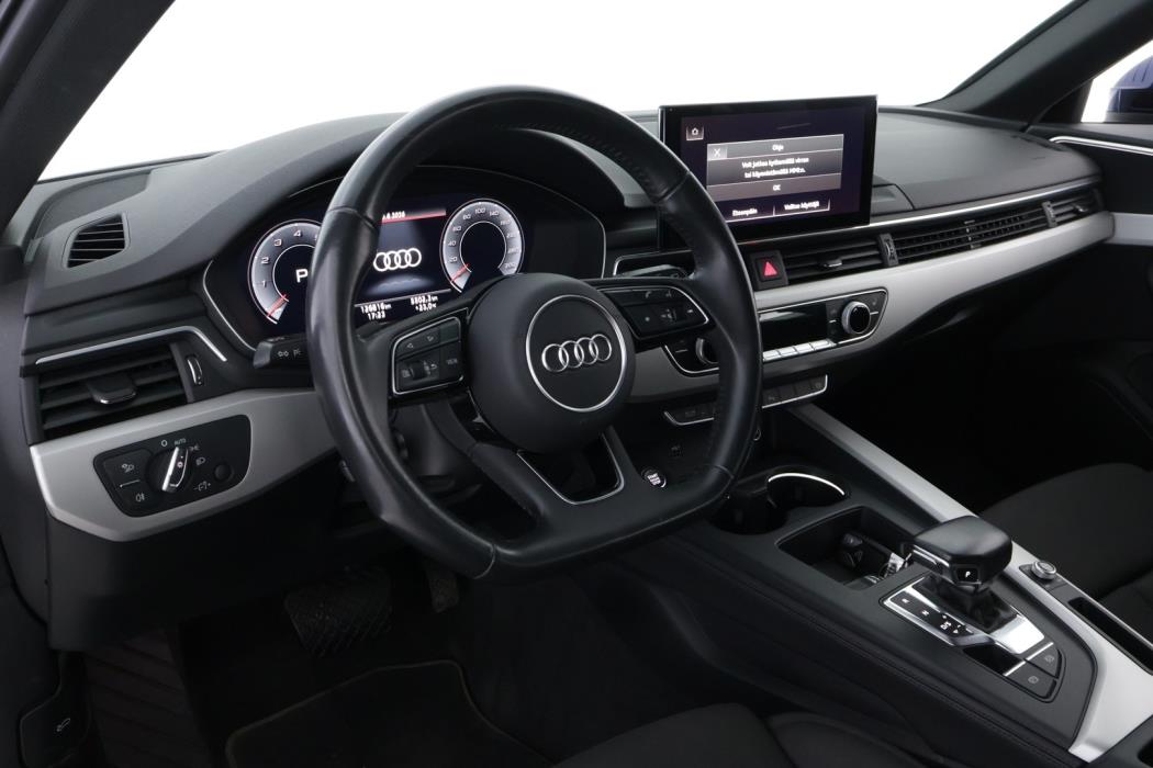 AUDI A4 2019