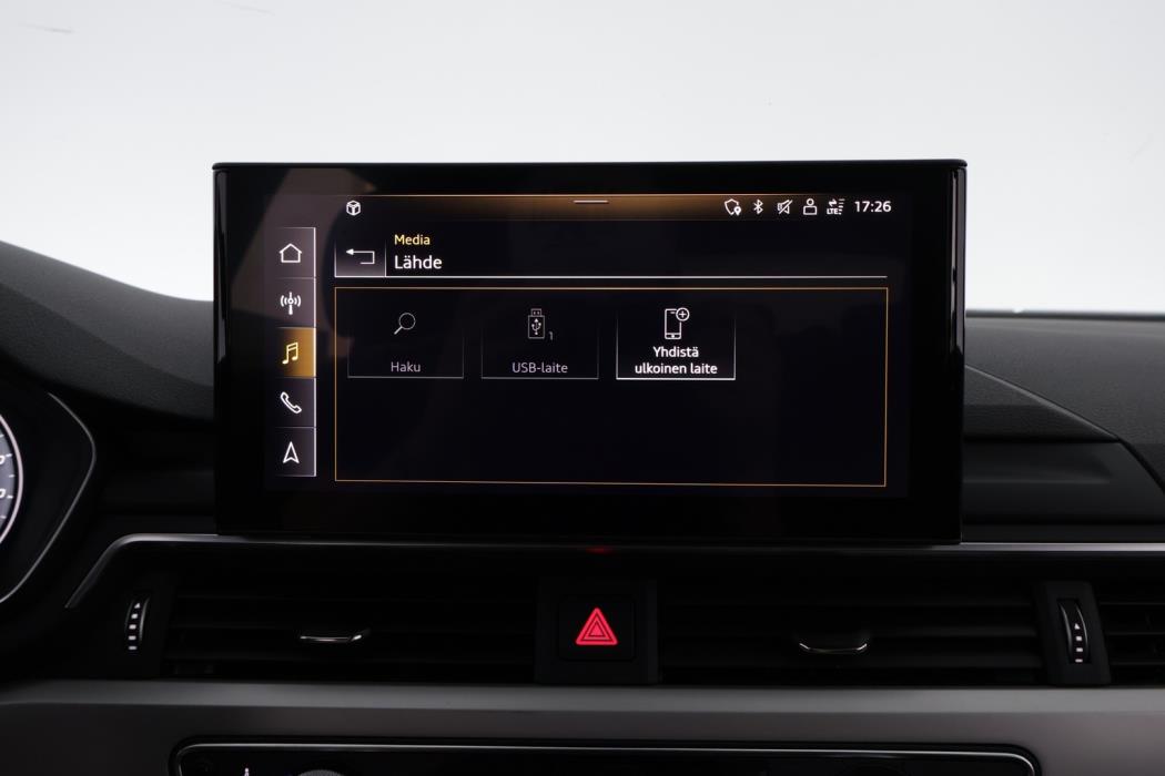 AUDI A4 2019