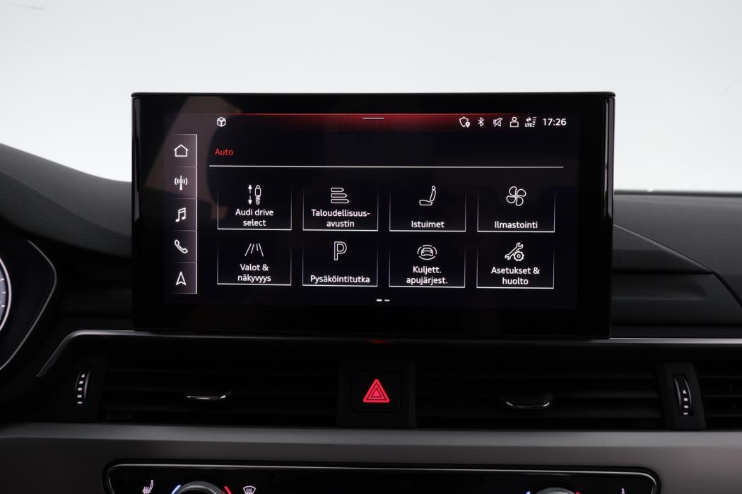 AUDI A4 2019