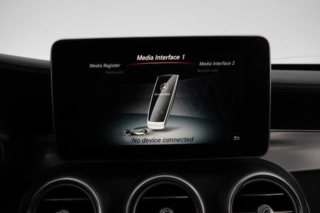 MERCEDES-BENZ C 2015