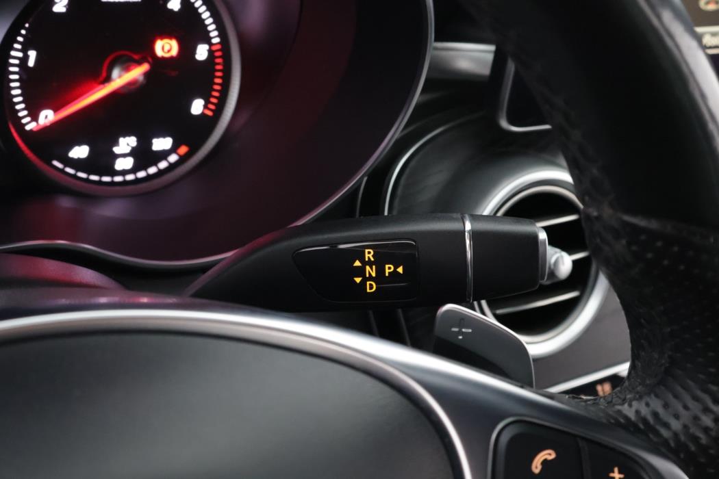 MERCEDES-BENZ C 2015