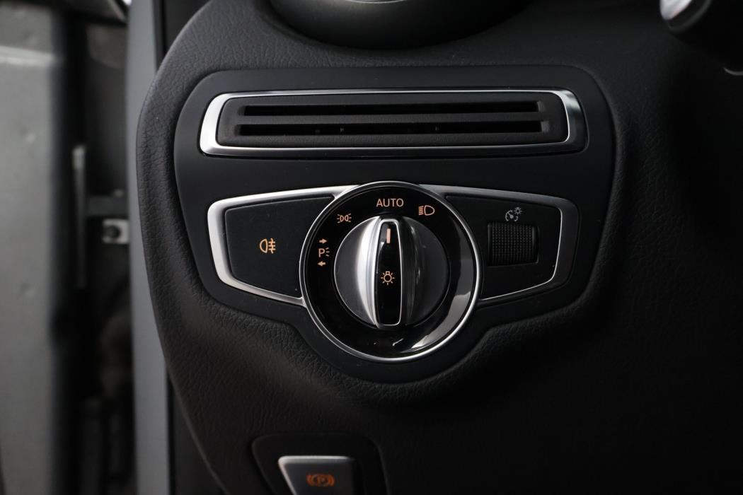 MERCEDES-BENZ C 2015