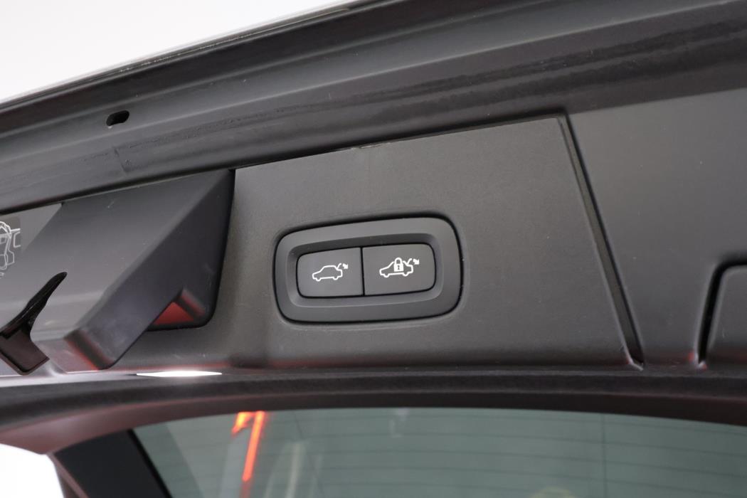 VOLVO V90 2020