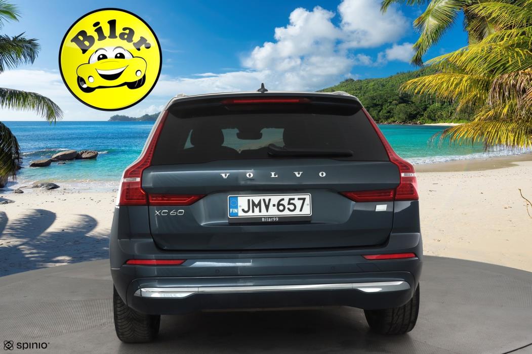 VOLVO XC60 2023