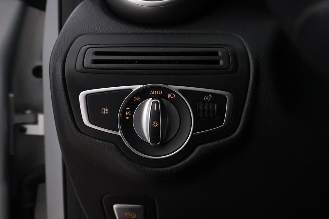 MERCEDES-BENZ GLC 2020