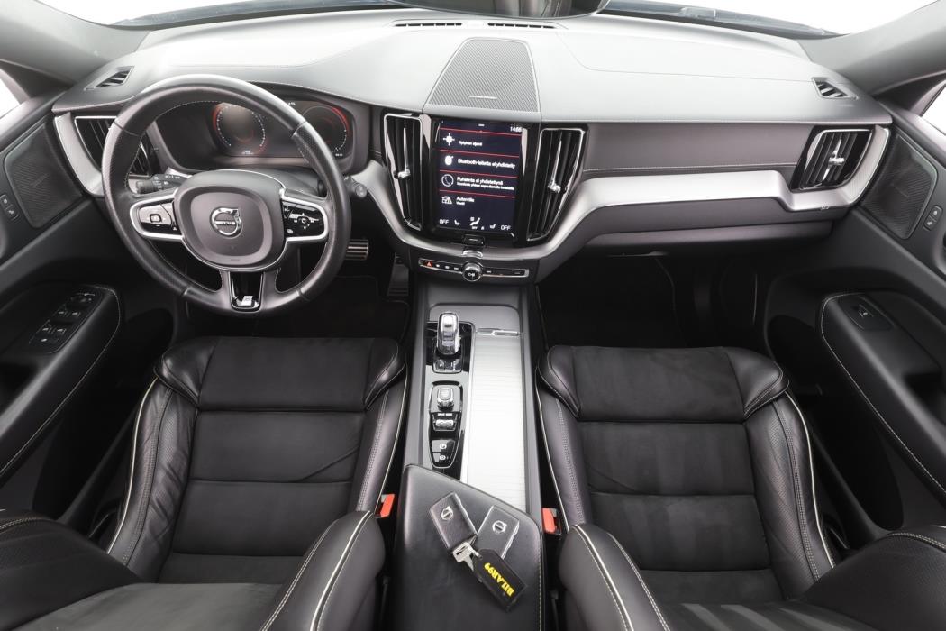 VOLVO XC60 2019