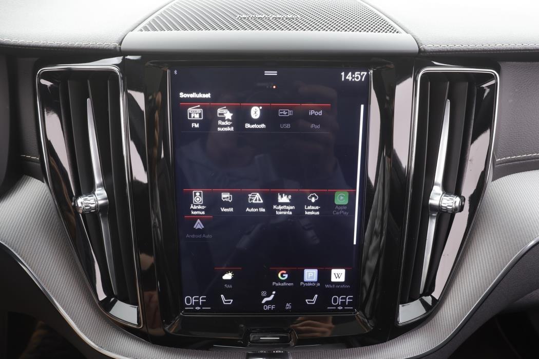 VOLVO XC60 2019