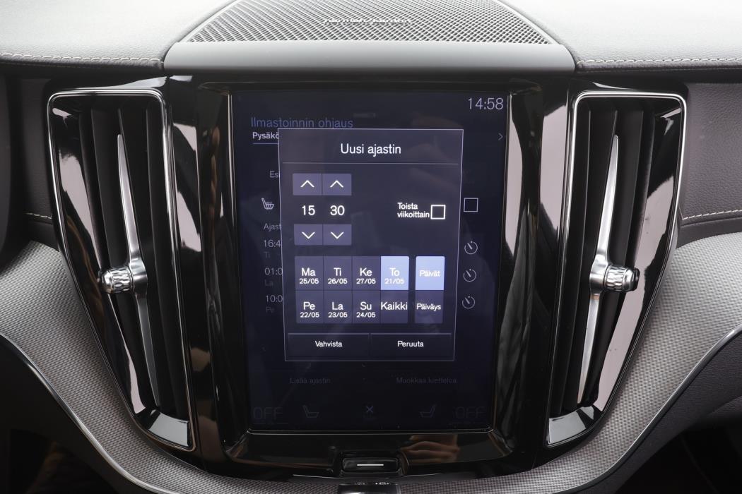 VOLVO XC60 2019