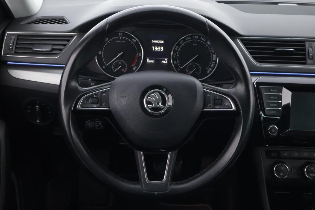 SKODA Superb 2016