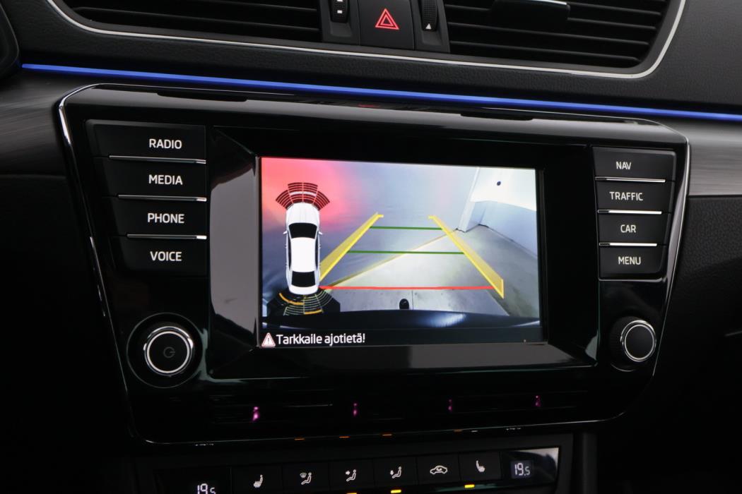 SKODA Superb 2016