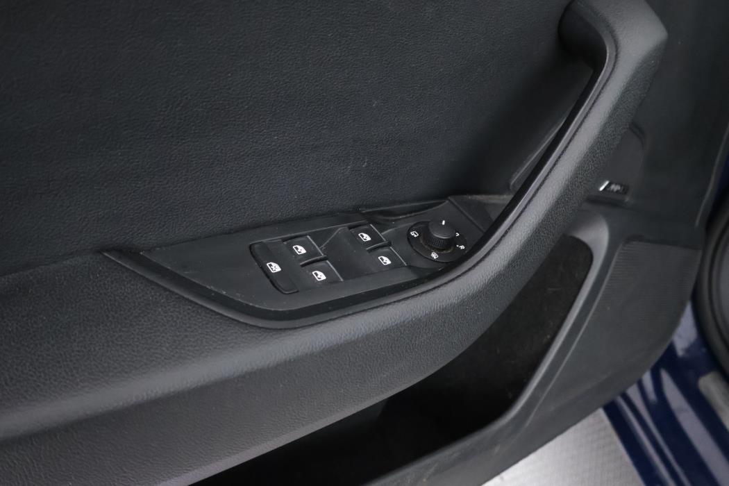 SKODA Superb 2016