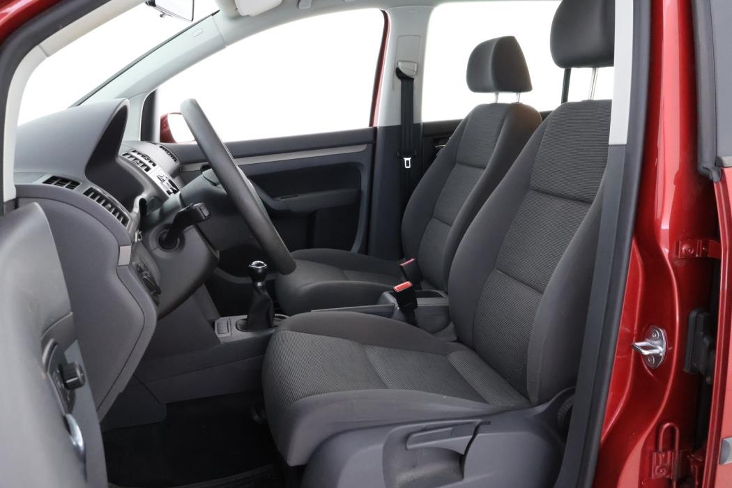 VOLKSWAGEN Touran 2007